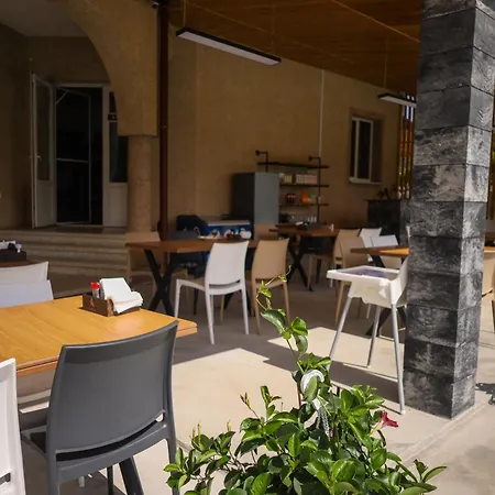 Aqua Hotel Solotvino