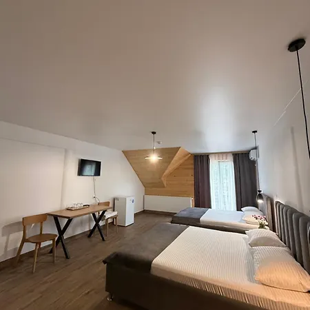 Hotel Aqua *